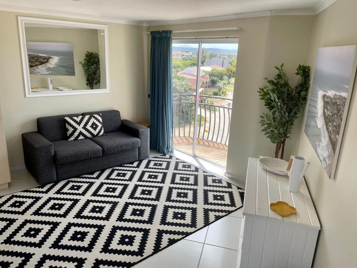 'On Point' Beach House - Jeffreys Bay Kültér fotó